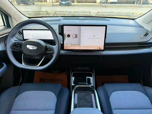 Geely Geometry M6 — Фото автомобиля 8