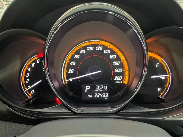 Toyota YARiS L Zhi Xuan — Фото автомобиля 11