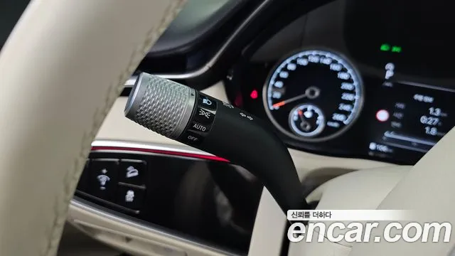 Genesis GV70 — Фото автомобиля 29
