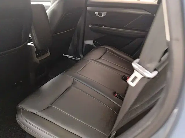 Wuling Asta — Фото автомобиля 16