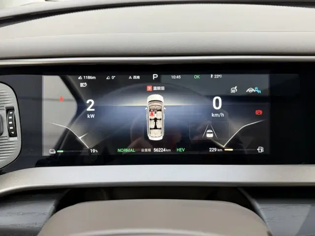 Denza Denza D9 2022 DM-i 970 All-Wheel Drive Honor Edition — Фото автомобиля 15