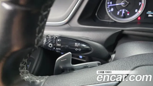 Hyundai Sonata — Фото автомобиля 28