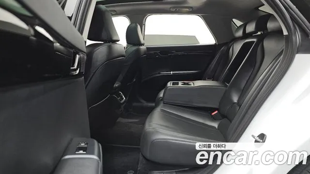 Hyundai Grandeur Grandeur (GN7) — Фото автомобиля 11