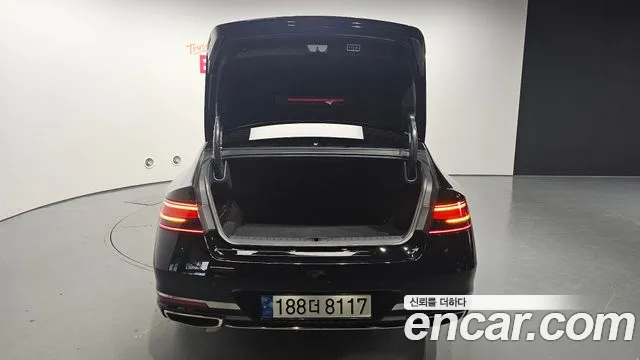 Genesis G90 Бензин 3.5 турбо AWD — Фото автомобиля 14