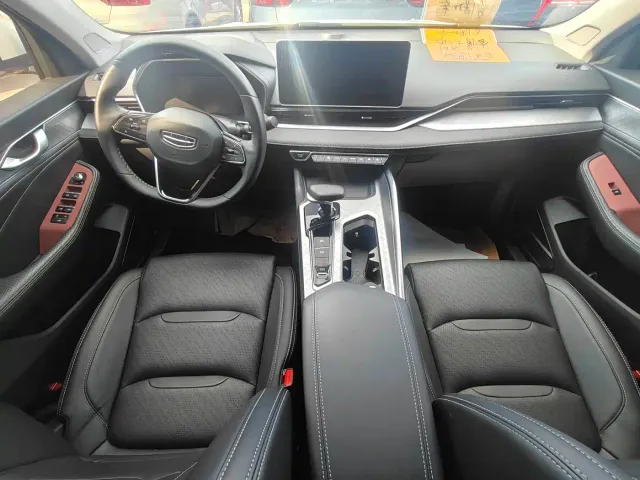 Geely Xingrui — Фото автомобиля 6