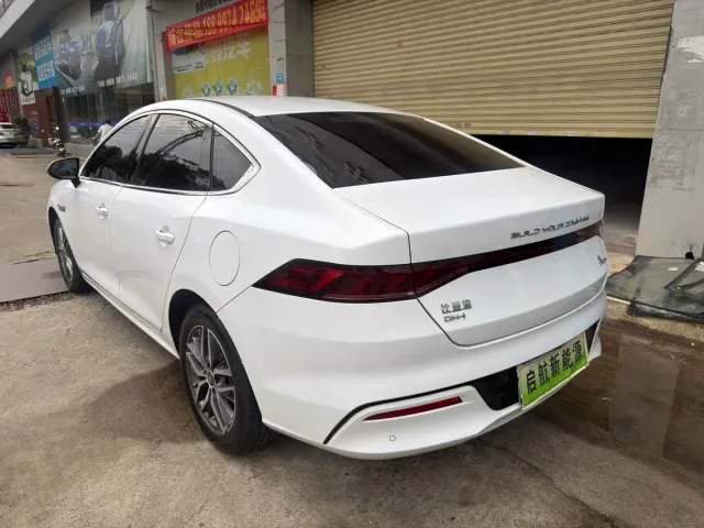 BYD Qin PLUS — Фото автомобиля 9