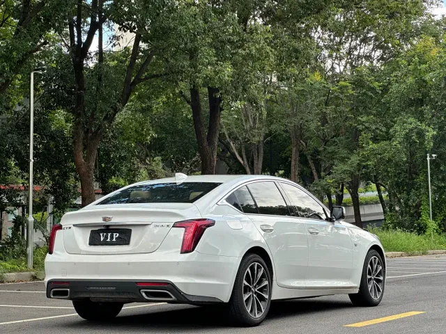 Cadillac CT5 — Фото автомобиля 7