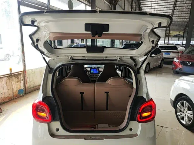 Wuling Hongguang Mini EV — Фото автомобиля 18