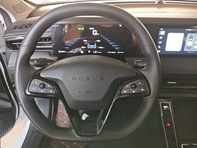 Roewe i5 — Фото автомобиля 10