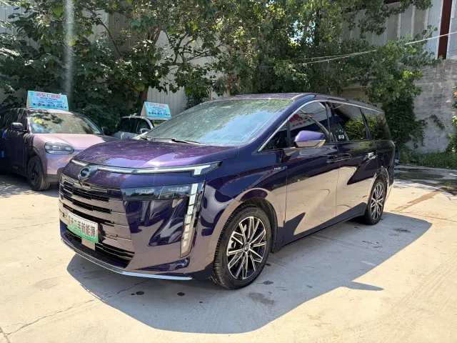 GAC Trumpchi E8 — Фото автомобиля 3