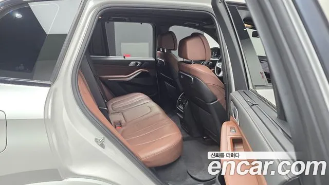 BMW X5 xDrive 40i M Sport — Фото автомобиля 12