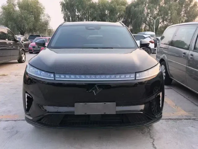 Dongfeng eπ 008 — Фото автомобиля 2