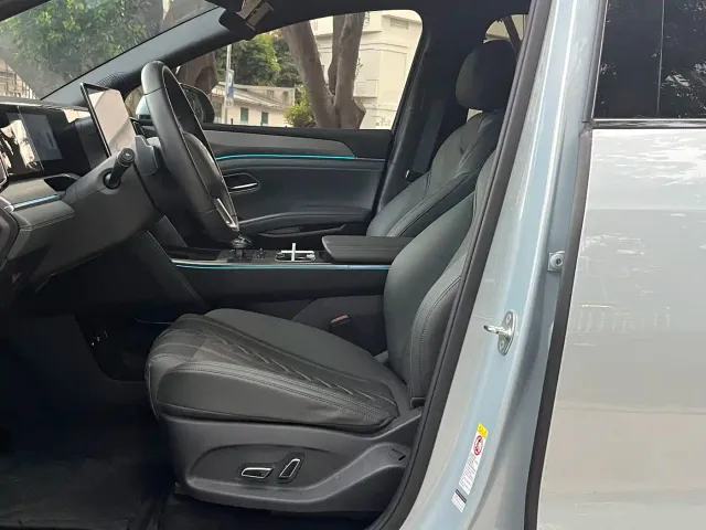 BYD Song L DM-i — Фото автомобиля 4
