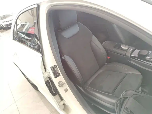 Mercedes-Benz A-Class — Фото автомобиля 24