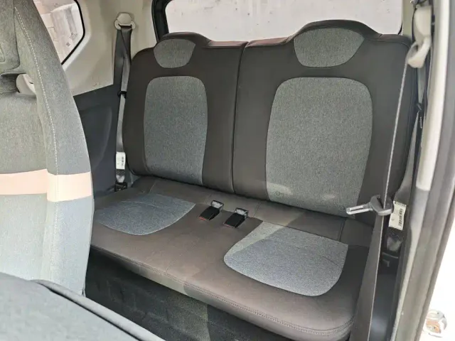 Wuling Hongguang Mini EV — Фото автомобиля 16