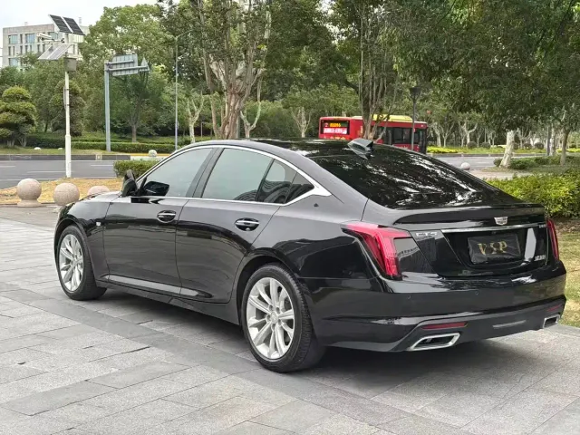Cadillac CT5 — Фото автомобиля 7