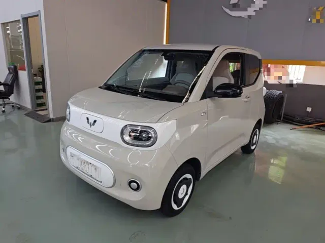 Фотография автомобиля — Wuling Hongguang Mini EV