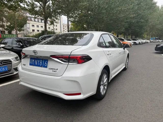 Toyota Corolla — Фото автомобиля 5