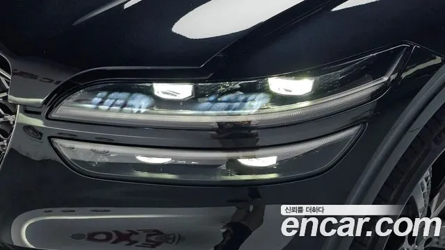 Genesis GV70 — Фото автомобиля 6