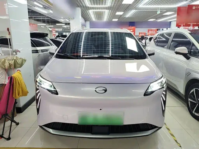 GAC Aion Y — Фото автомобиля 2
