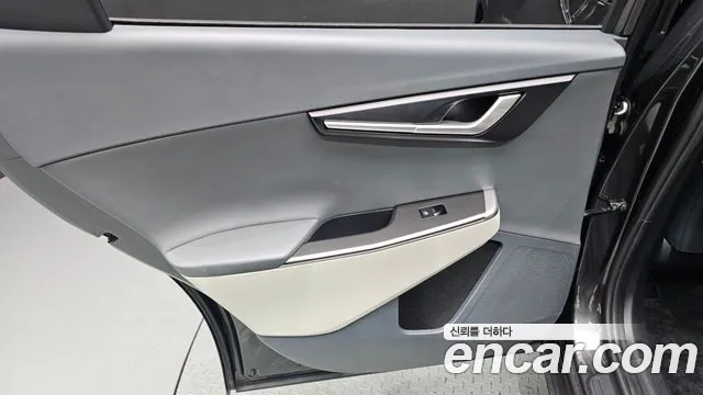 Kia EV6 — Фото автомобиля 25