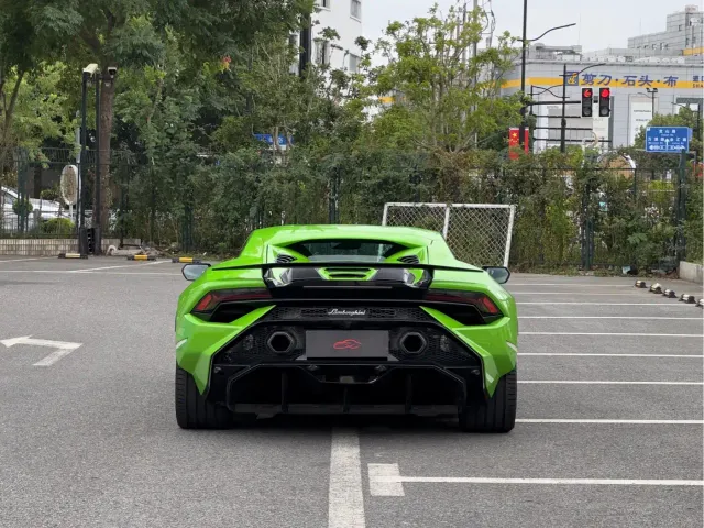 Lamborghini Huracan — Фото автомобиля 4