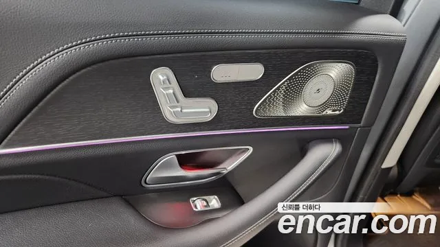 Mercedes-Benz GLE-Class — Фото автомобиля 11