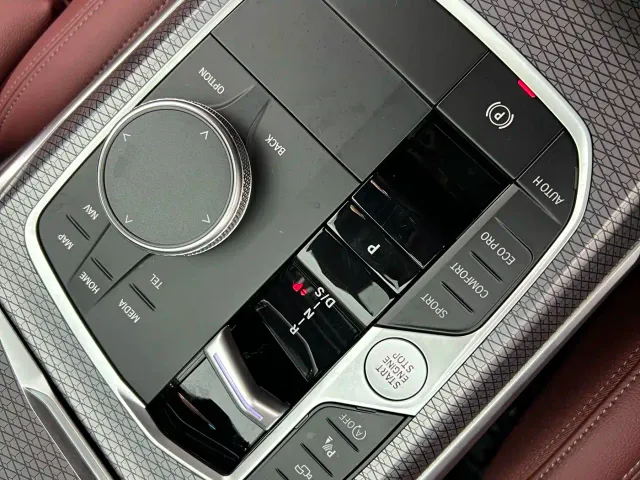 BMW 3 Series — Фото автомобиля 9