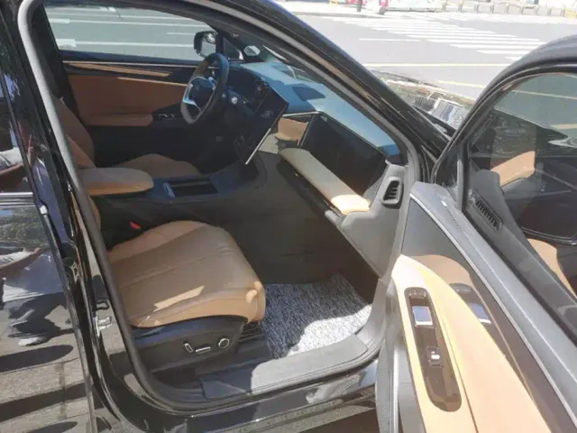 Geely Galaxy L7 — Фото автомобиля 8