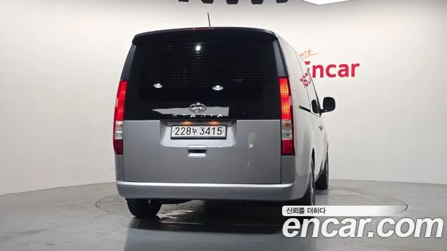 Hyundai Staria Staria L3.5 Tourer 9 мест — Фото автомобиля 4