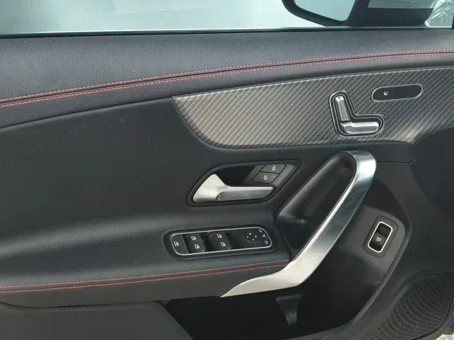 Mercedes-Benz A-Class — Фото автомобиля 13