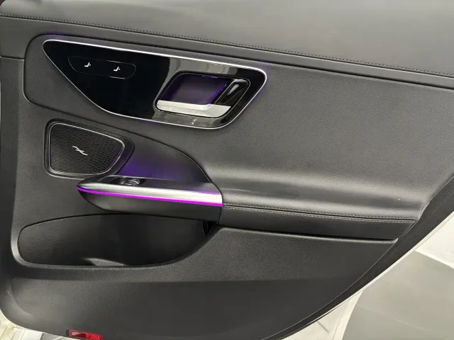 Mercedes-Benz C-Class — Фото автомобиля 15