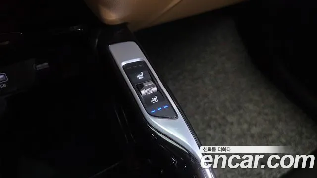 Kia Sorento Sorento 4-е поколение Дизель 2.2 2WD — Фото автомобиля 11