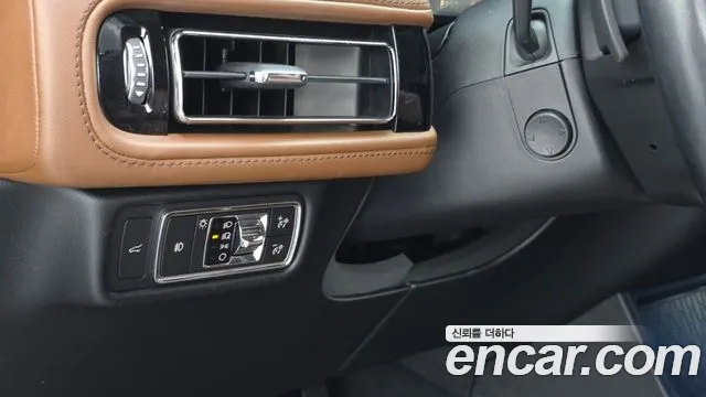 Lincoln Aviator — Фото автомобиля 21