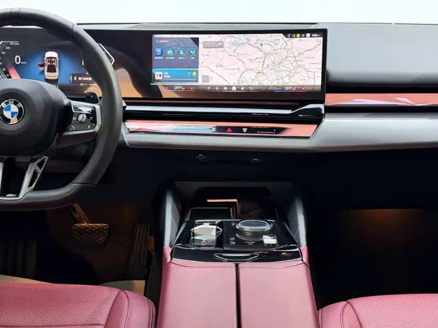 BMW 5 Series — Фото автомобиля 25