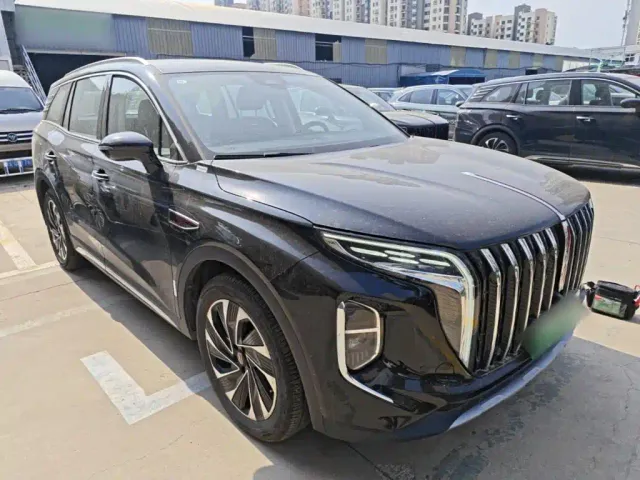Hongqi HS7 PHEV — Фото автомобиля 3