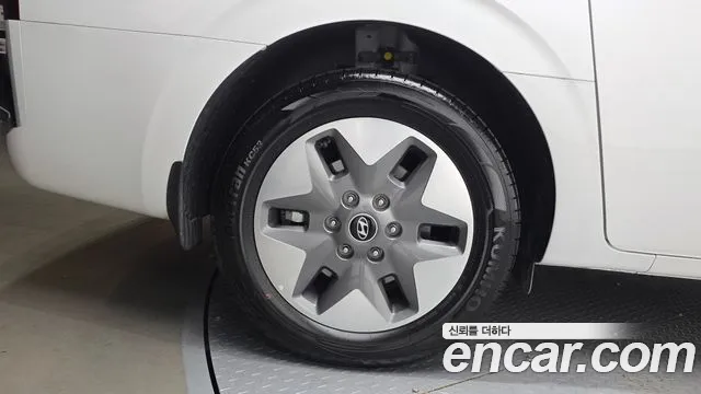 Hyundai Staria — Фото автомобиля 5