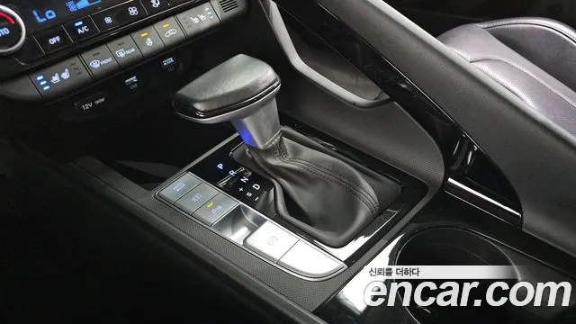 Hyundai Avante CN7 — Фото автомобиля 9