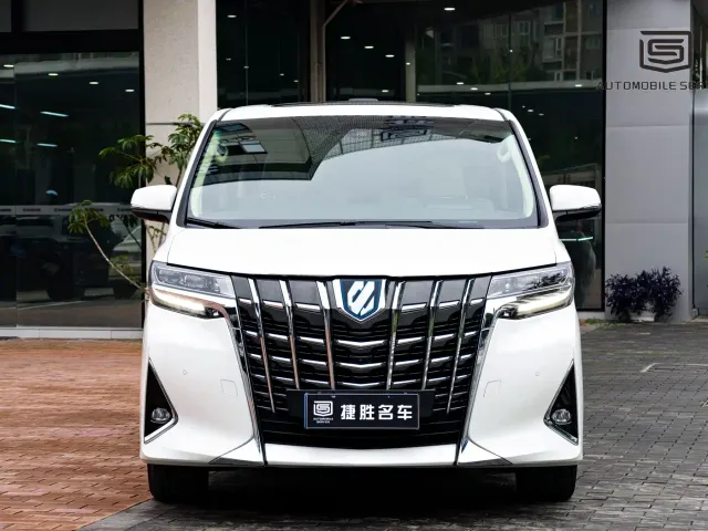 Toyota Alphard — Фото автомобиля 2