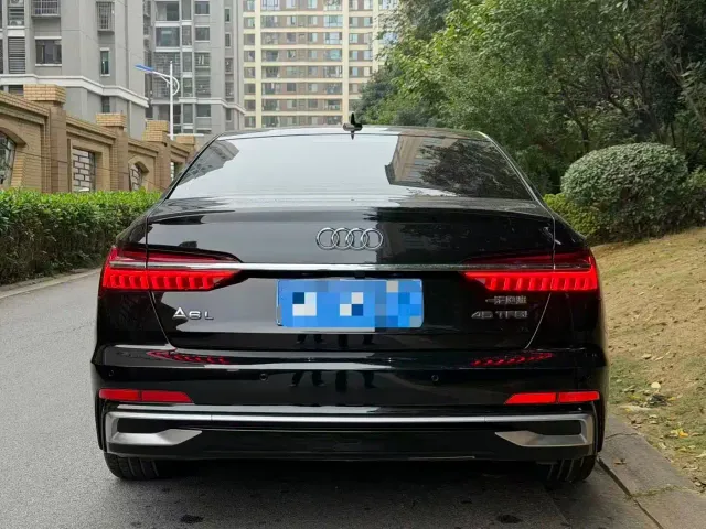 Audi A6L — Фото автомобиля 5