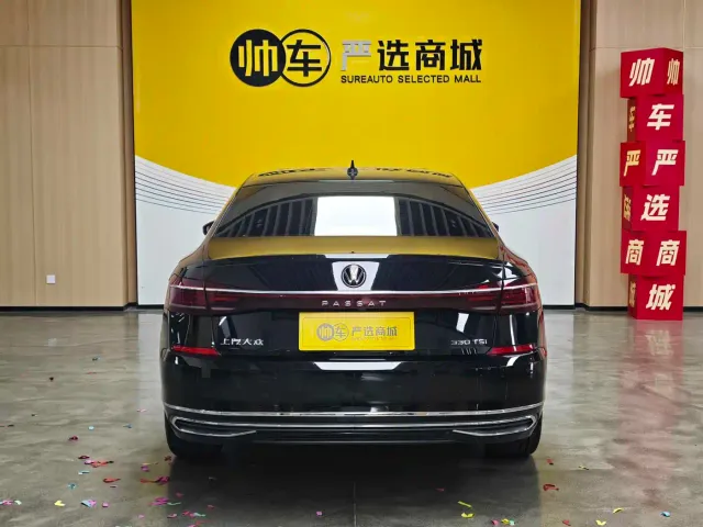 Volkswagen Passat — Фото автомобиля 5