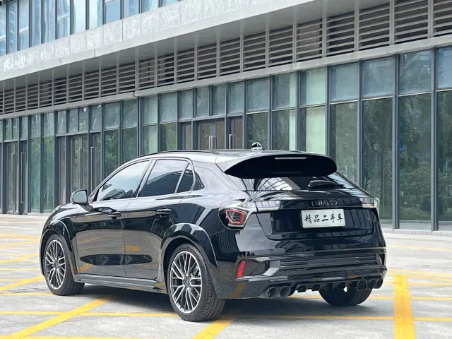 Lynk & Co Lynk & Co 02 Hatchback 2021 2.0TD Halo Driving Control Package Edition — Фото автомобиля 4