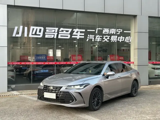 Фотография автомобиля — Toyota Avalon