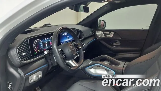 Mercedes-Benz GLE-Class — Фото автомобиля 14