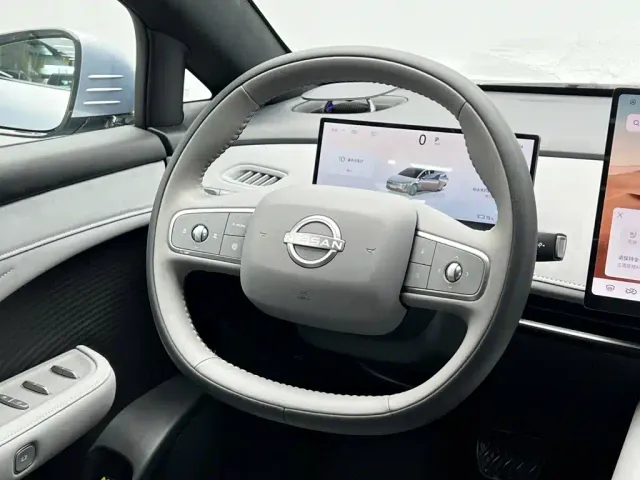 Nissan N7 — Фото автомобиля 21