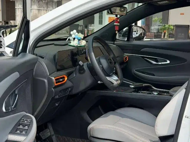 Changan Changan UNI-T 2022 1.5T Flagship — Фото автомобиля 4