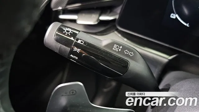 Kia Niro — Фото автомобиля 24