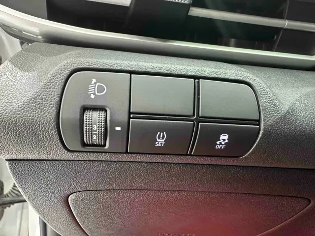 Hyundai Elantra — Фото автомобиля 9
