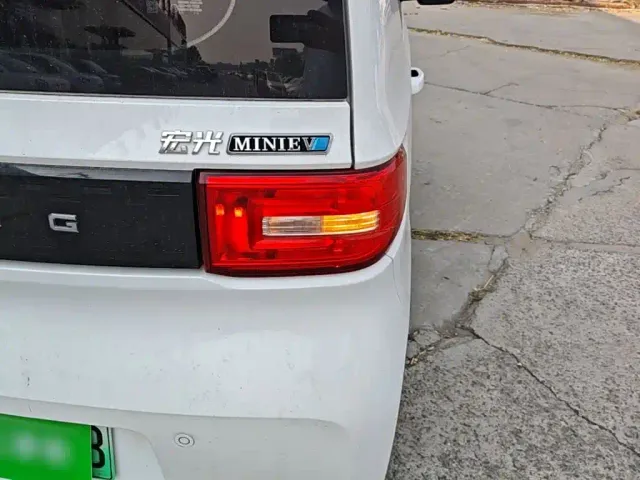 Wuling Hongguang Mini EV — Фото автомобиля 7