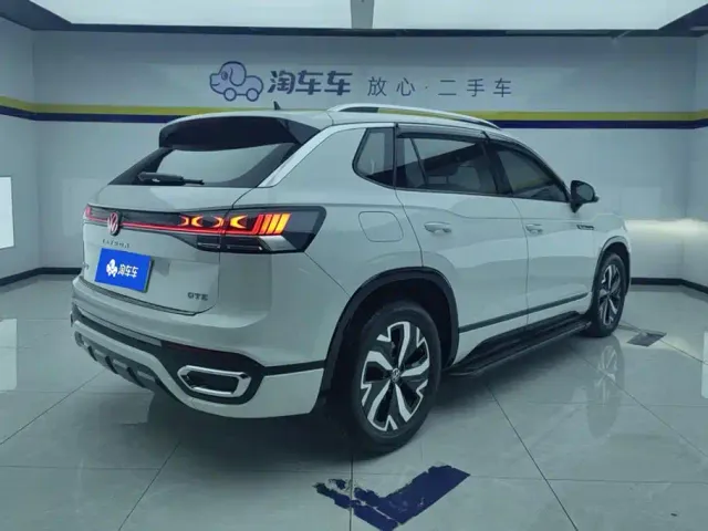 Volkswagen Tayron GTE Plug-in Hybrid — Фото автомобиля 3